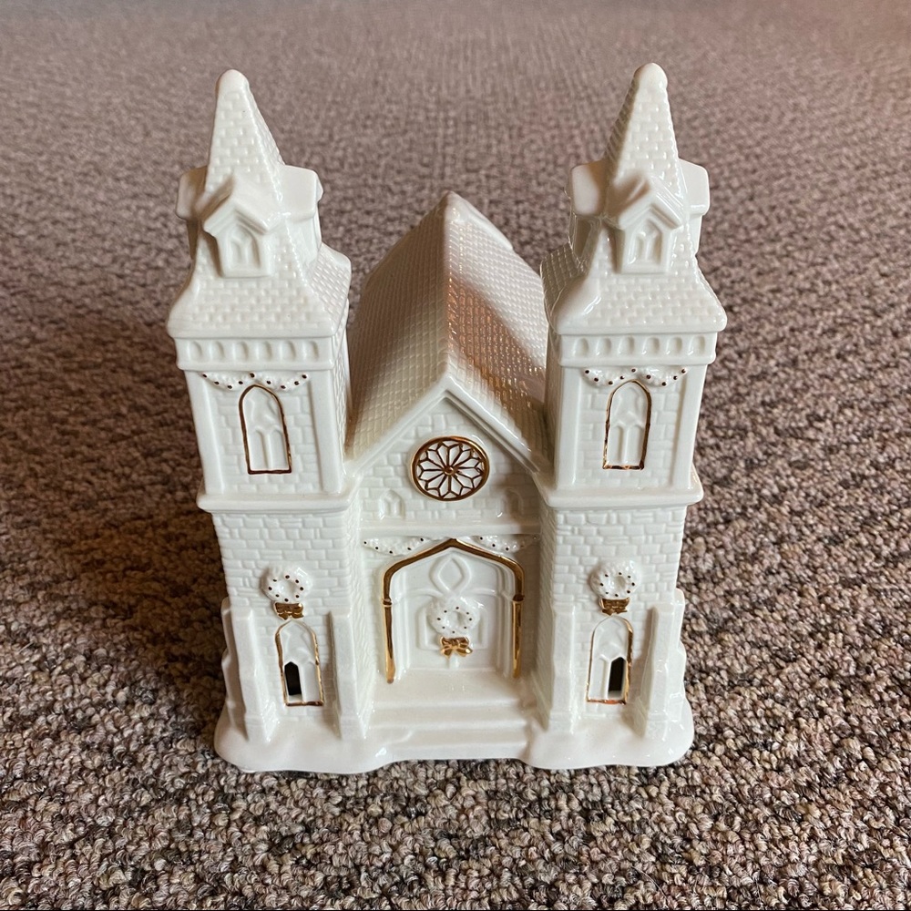 ‼️Vintage Christmas Village Church‼️ - Picture 1 of 5